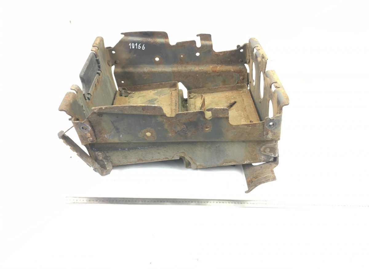 9605411810 Battery Box MERCEDES-BENZ A9605411810 A9605412910 Axor, Actros MP1, MP2, MP3 (1996-2014)Image