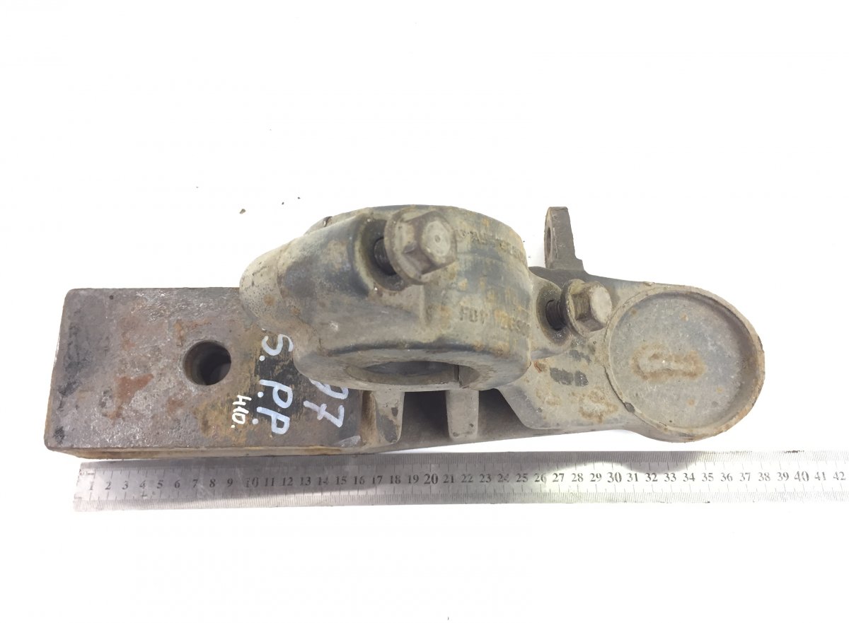 9433234184 Halterung Stabilisator Vorderachse unten rechts MERCEDES-BENZ A9433234184 A9413230521 9413230521 Axor, Actros MP1, MP2, MP3 (1996-2014)Image