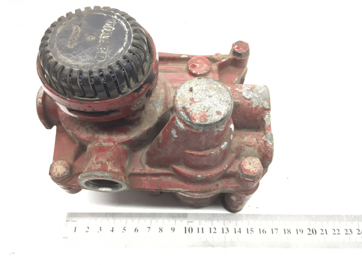 0054296944 Relay Valve A0054296944 A0054291244 A0044299344 A0044298644 0054291244 0044299344 0044298644 41032230 1935135 20297660 361623 0375215 1505288 1505280 1102304000 1122316000 P1122316000 - WABCOImage