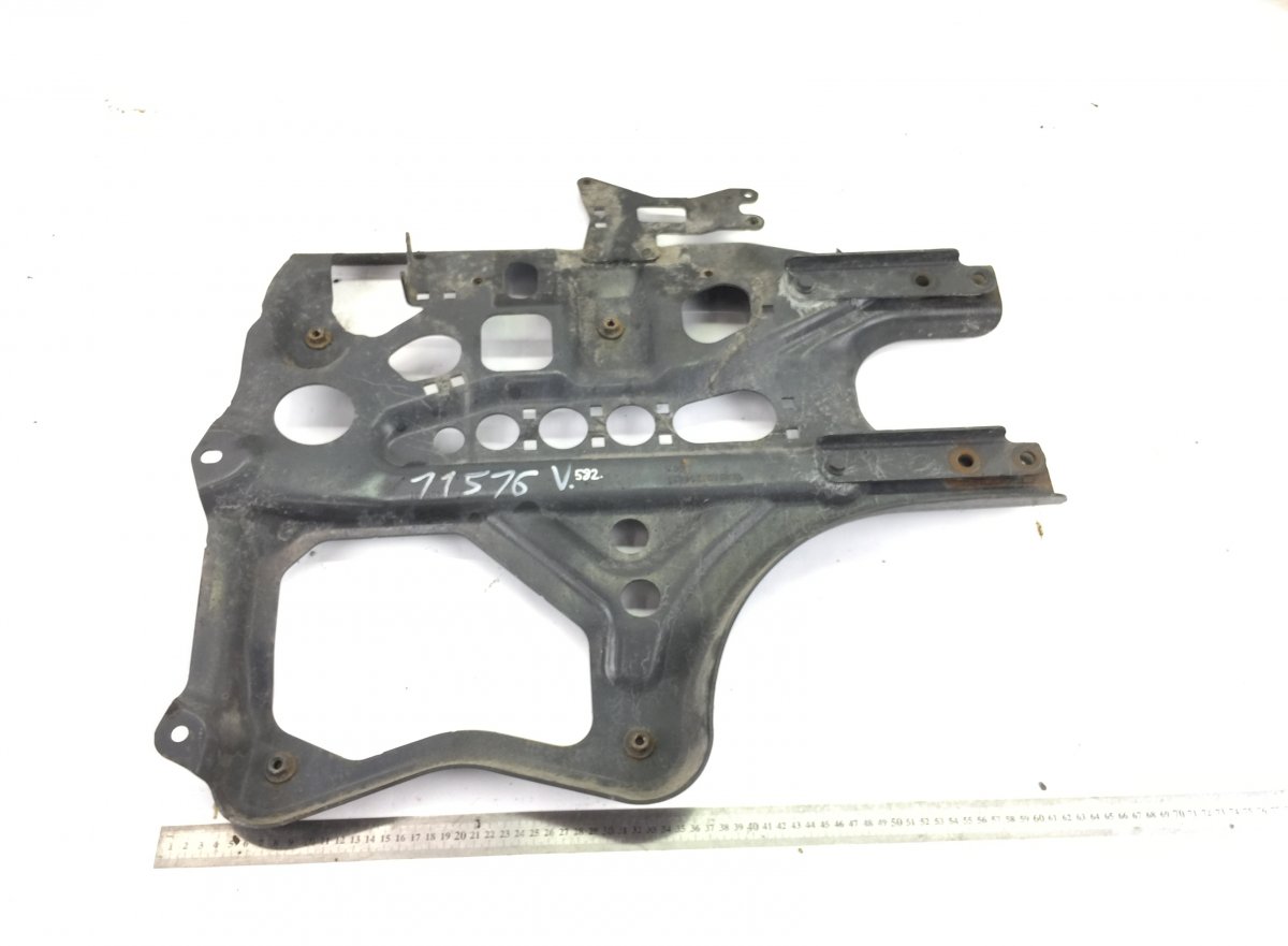 9615200251 Kotflügelhalterung, Vorderachse hinten links MERCEDES-BENZ A9615200251 A9605206651 9605206651 Antos, Arocs, Actros MP4 (2012-)Image