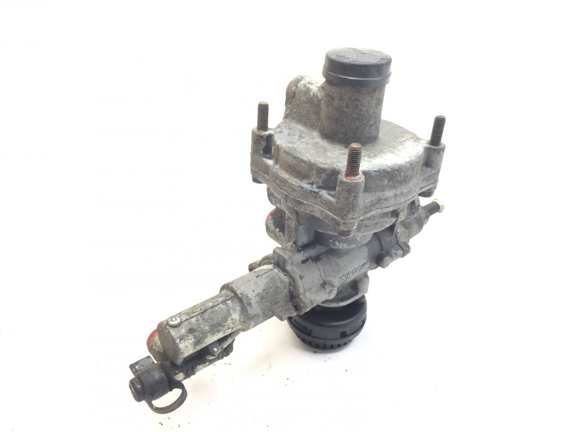 1302096 Relay Valve DAF 0084266 65CF, 75CF, 85CF, 95XF (1997-2002) WABCOImage