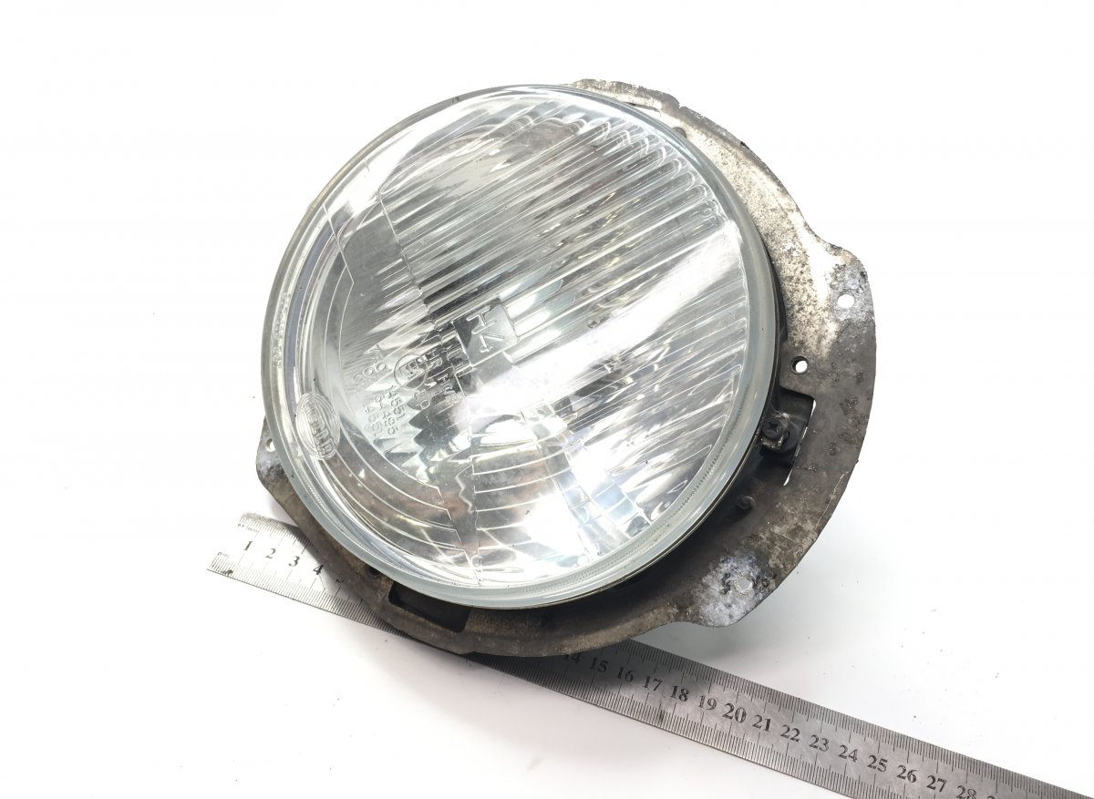 1A8003060761 Reflektor, prawo SCANIA 1071290 3098410 A0018203261 0018203261 A0018206561 0018206561 K-Series (2016-) HELLAImage
