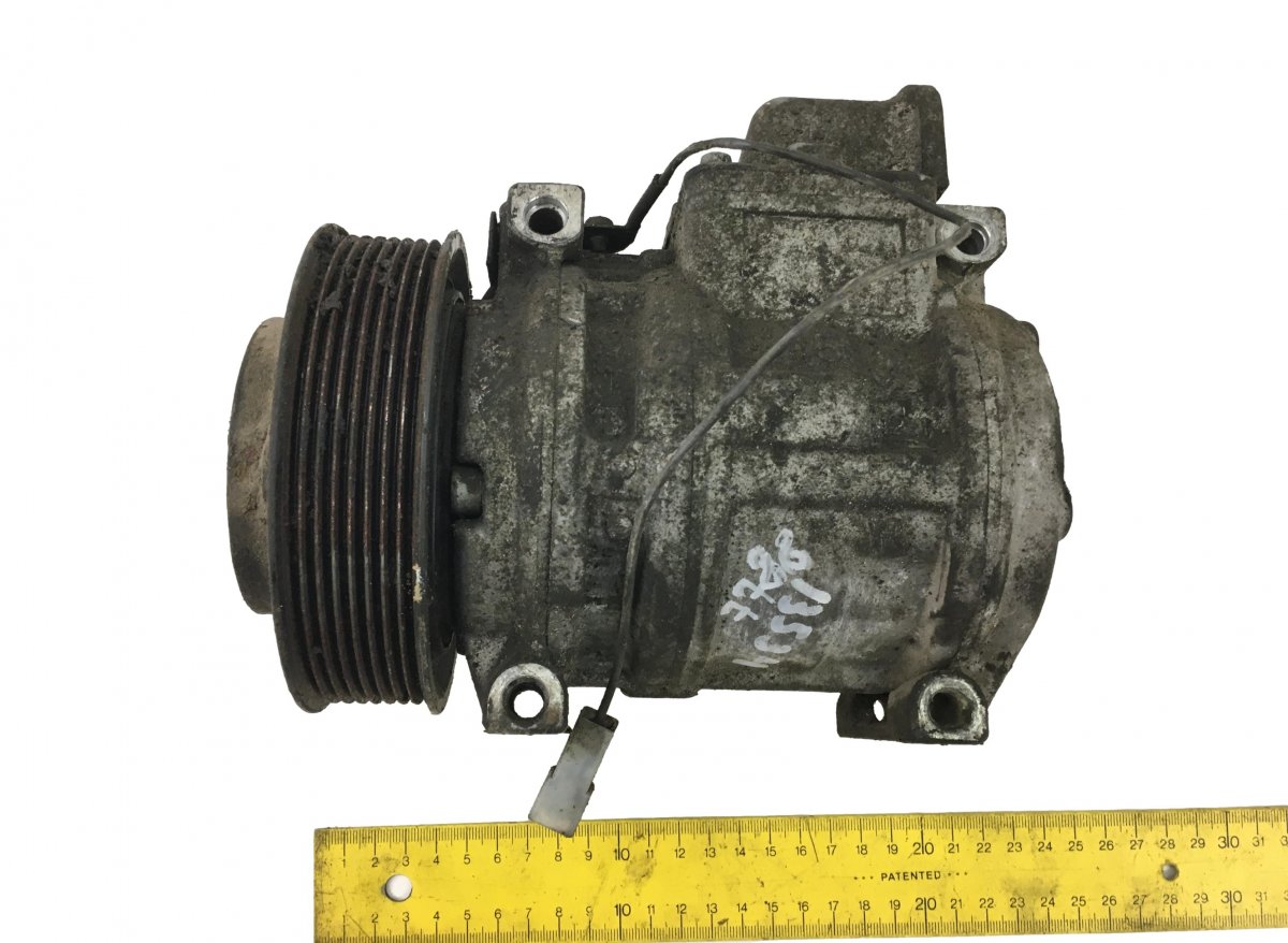 5412301011 Klimakompressor MERCEDES-BENZ A5412301011 A5412300011 A5412300111 0002340811 A0002340811 5412300011 5412300111 9062300111 A9062300111 0031318901 A0031318901 Econic (1998-2014)Image
