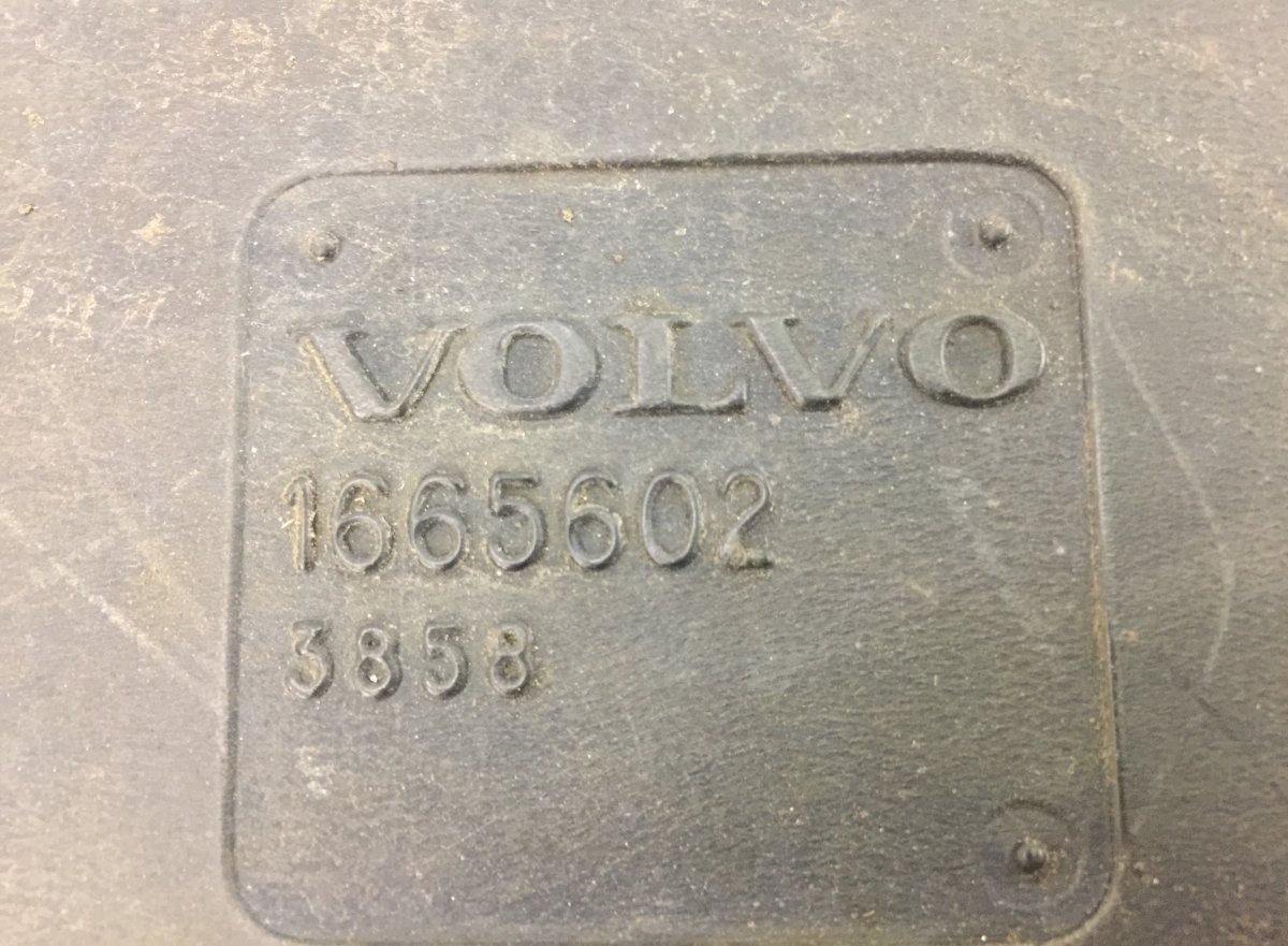 1665602 Komin wlotu powietrza 1661382 - VOLVOImage