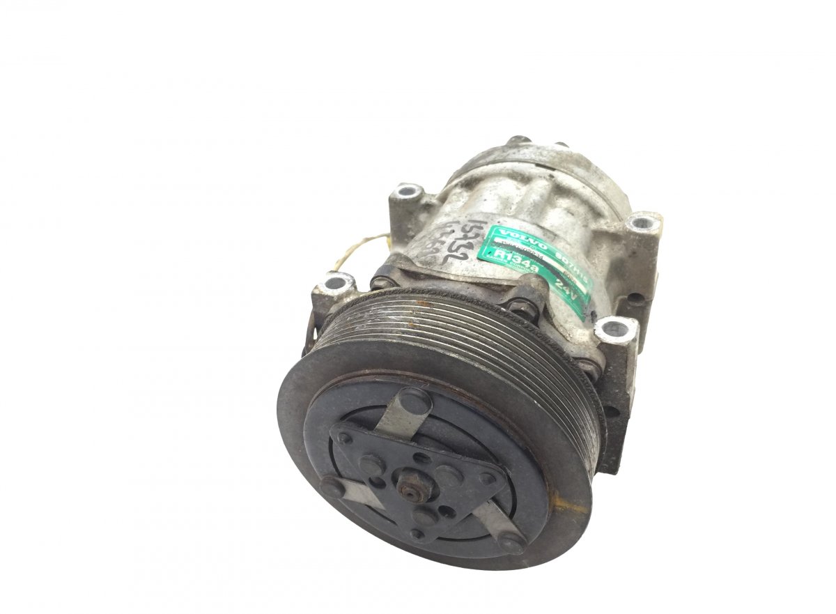 20538307 Klimakompressor VOLVO 8191892 21184142 85000315 85006315 85003041 8113628 85009041 FM7-FM12, FM, FMX (1998-2014)Image