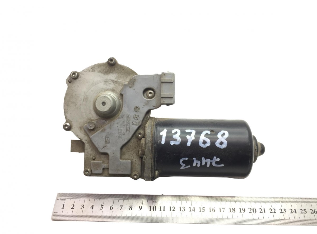 81264016141 Moteur d'essuie-glace MAN 81264016138 81.26401-6138 81264016140 81.26401-6140 81.26401-6141 81.26401-6143 81264016143 81.26401-6133 81264016133 81.26401-6139 81264016139 TGA ENTSTÖRTImage