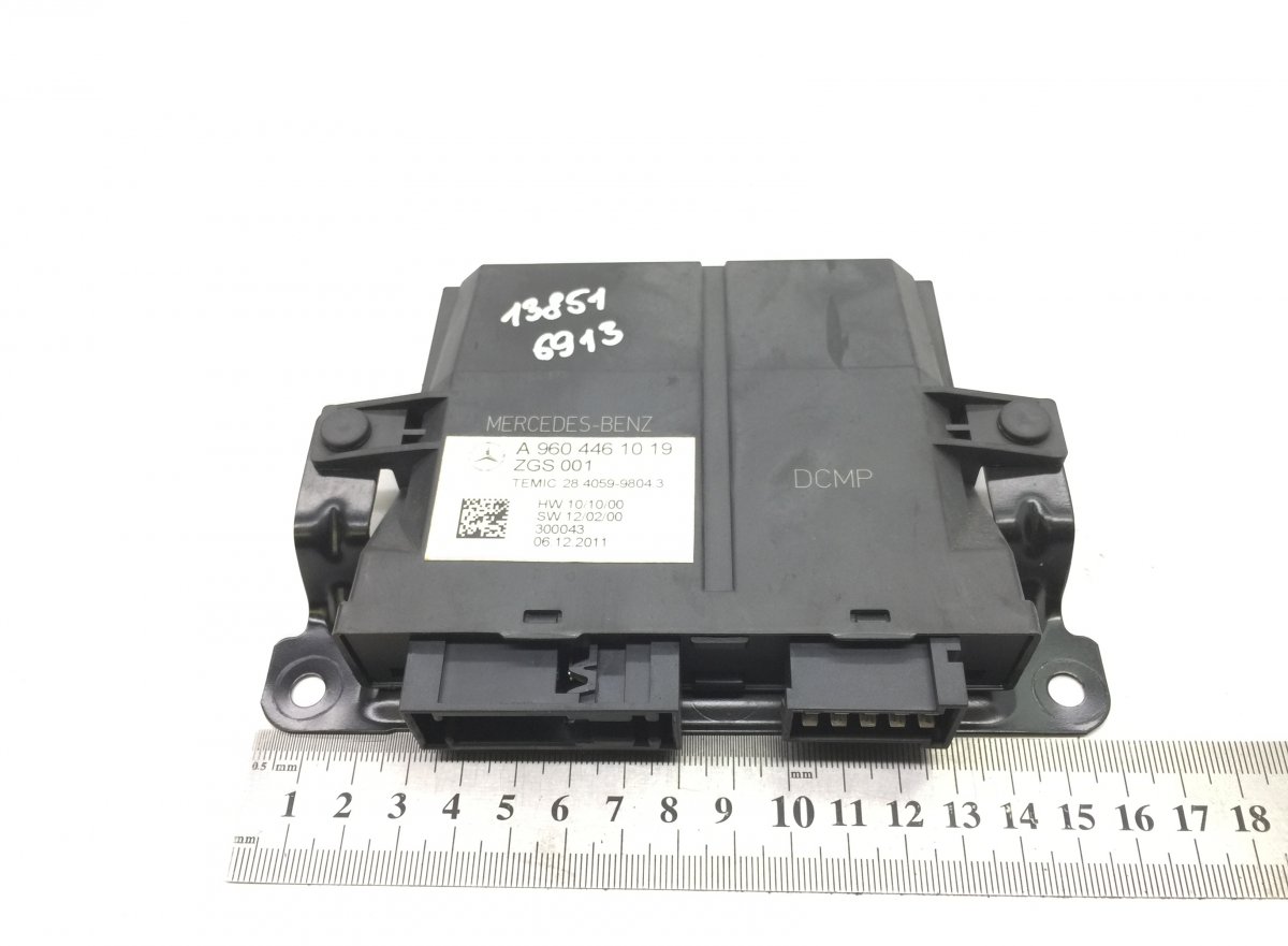 9604461419 Moduł sterowania drzwiami MERCEDES-BENZ A9604461419 A9604461019 A9604460819 A9604461219 9604461019 9604460819 9604461219 Antos, Arocs, Actros MP4 (2012-) TEMICImage