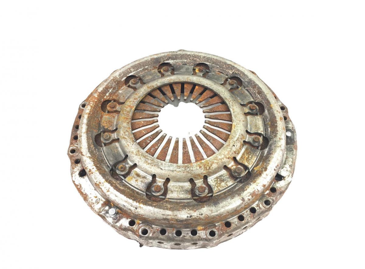 0062506704 Clutch Pressure Plate MERCEDES-BENZ A0062506704 A0062503004 0062503004 A0192506401 0192506401 A0222508101 0222508101 A0092504504 0092504504 Atego, Atego 2, Atego 3 (1996-)Image