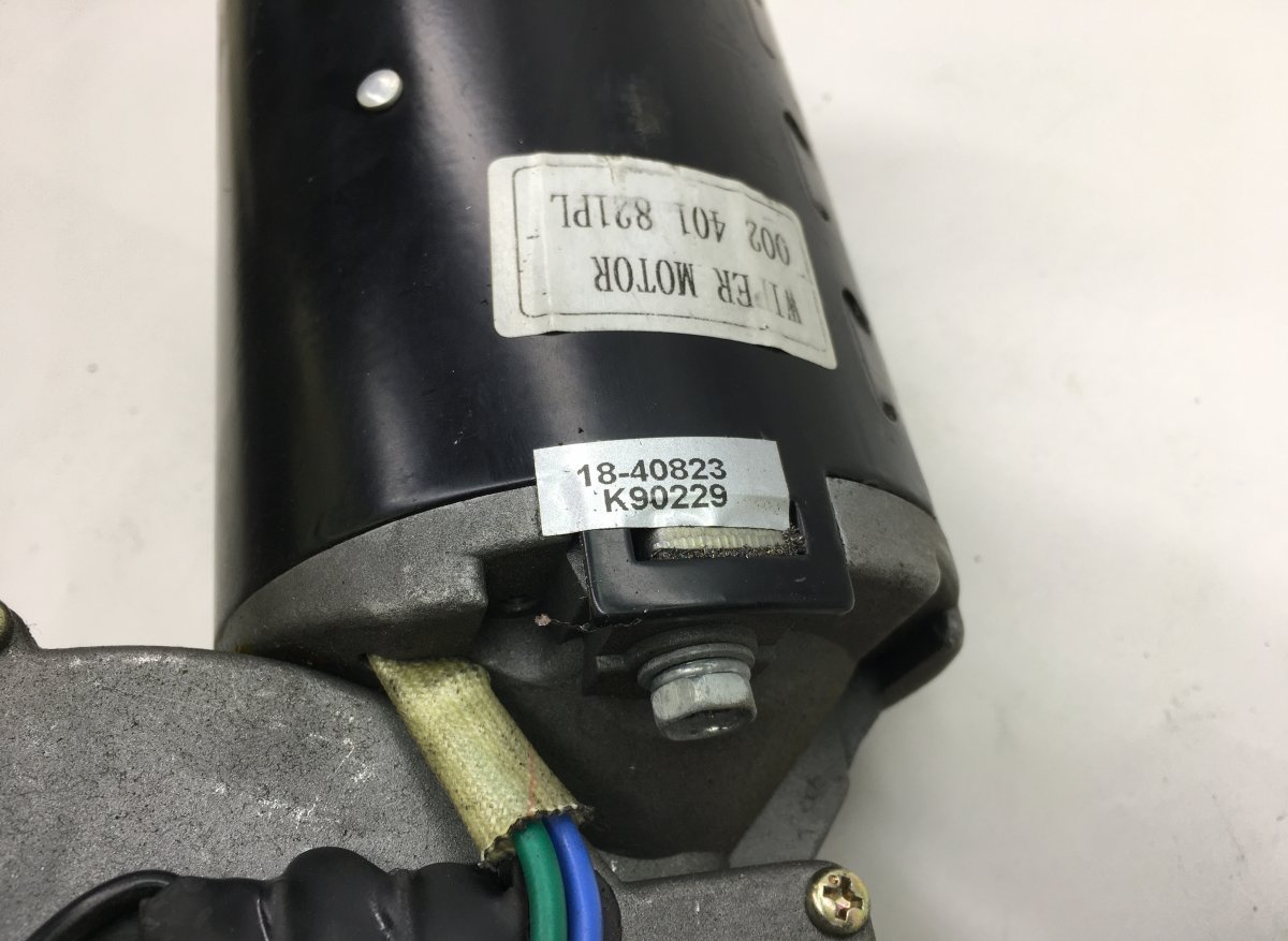 70303651 Windscreen Wiper Motor VOLVO 81264016051 81.26401-6051 83.26201-6001 83262016001 42336872 11026886 B7, B8, B9, B12 bus (2005-)Image