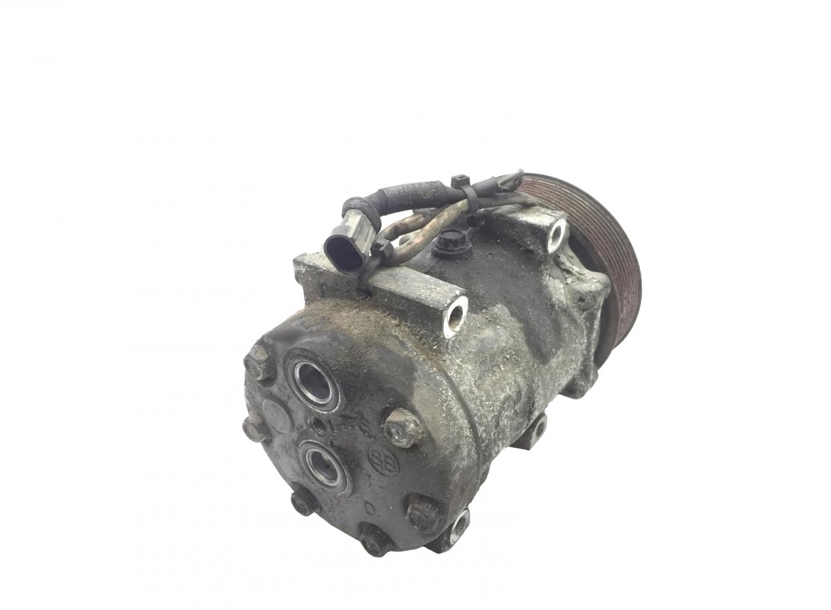 2013750 AC Compressor / pump DAF 1935617 1856682 2043453 XF106 (2014-) PACCARImage