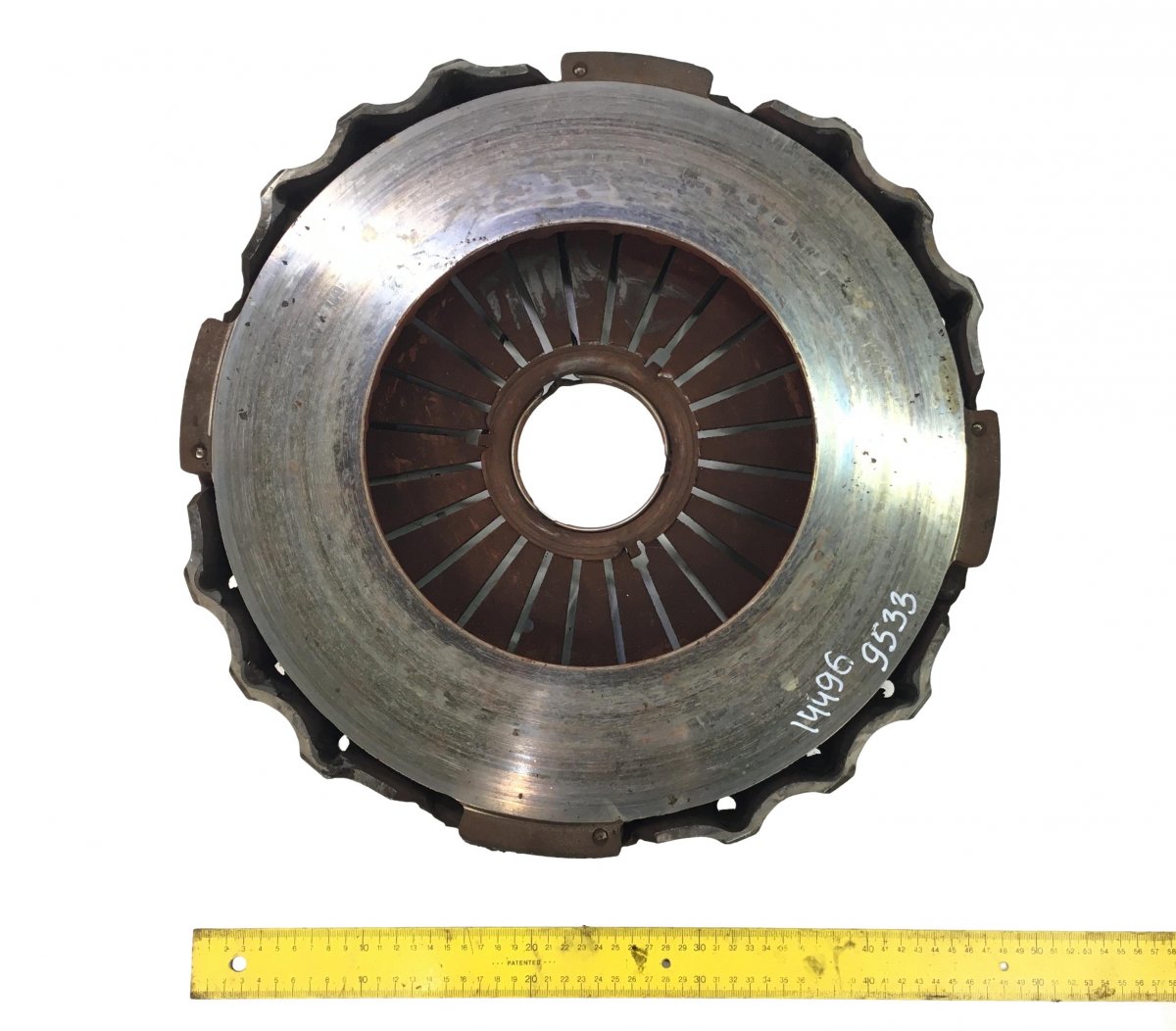3482000246 Clutch Pressure Plate MAN 81.30305-0229 81303050229 81.30305-0239 81303050239 81.30305-0252 81303050252 81.30305-9219 81303059219 81.30305-9229 81303059229 5010545836 20504343 A0082502904 0082502904 81.30305-0221 81303050221 81.30305-0204 81303Image