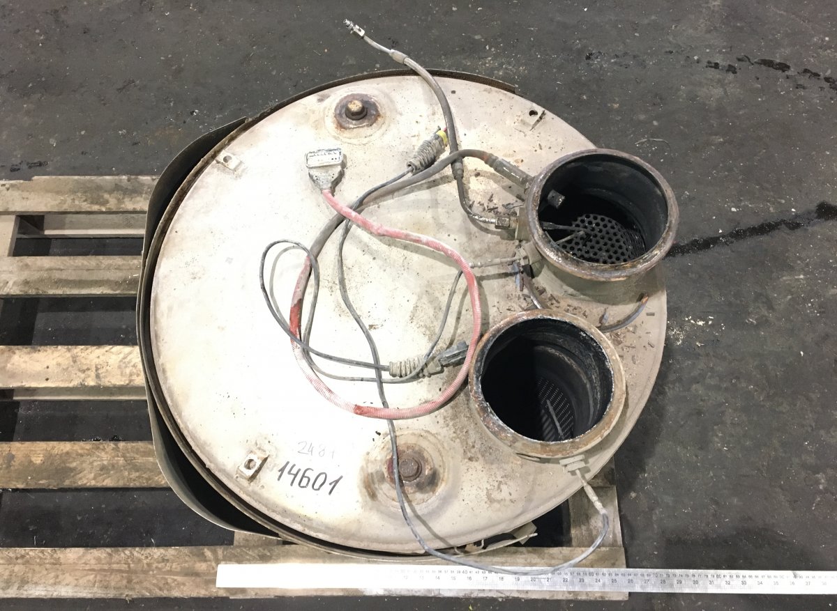 1827548 Muffler DAF 1836060 1793379 1810690 1810691 LF45, LF55, LF180, CF65, CF75, CF85 (2001-)Image