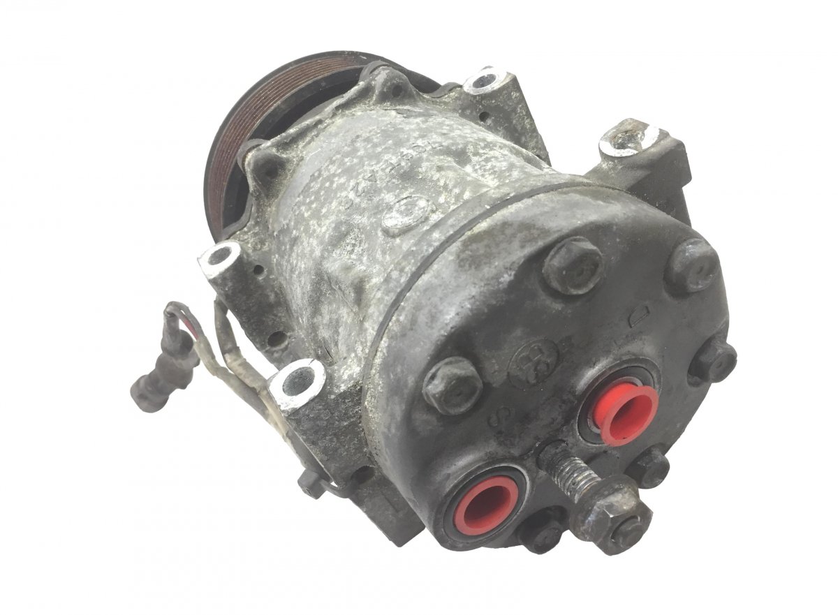 2013750 AC Compressor / pump DAF 1935617 1856682 2043453 XF106 (2014-) PACCARImage