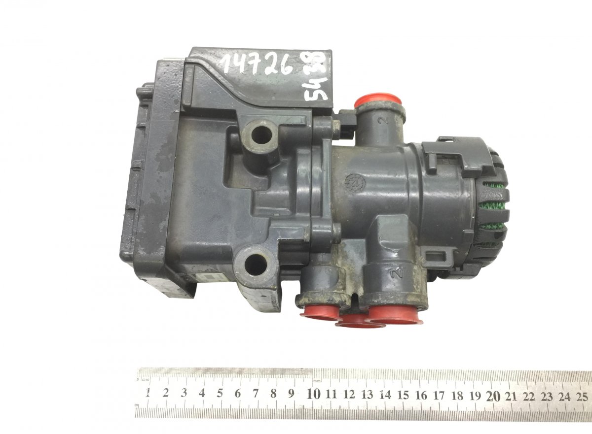 0004295724 EBS Valve, Front Axle Left MERCEDES-BENZ A0004295724 A0004297724 0004297724 Antos, Arocs, Actros MP4 (2012-) KNORR-BREMSEImage