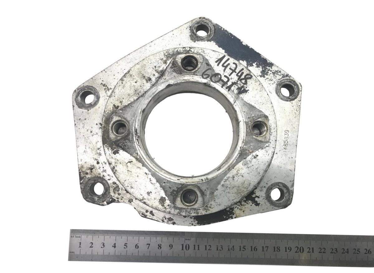 1485839 Adapter between PTO and hydraulics pump SCANIA P,G,R,T-series (2004-2017)Image