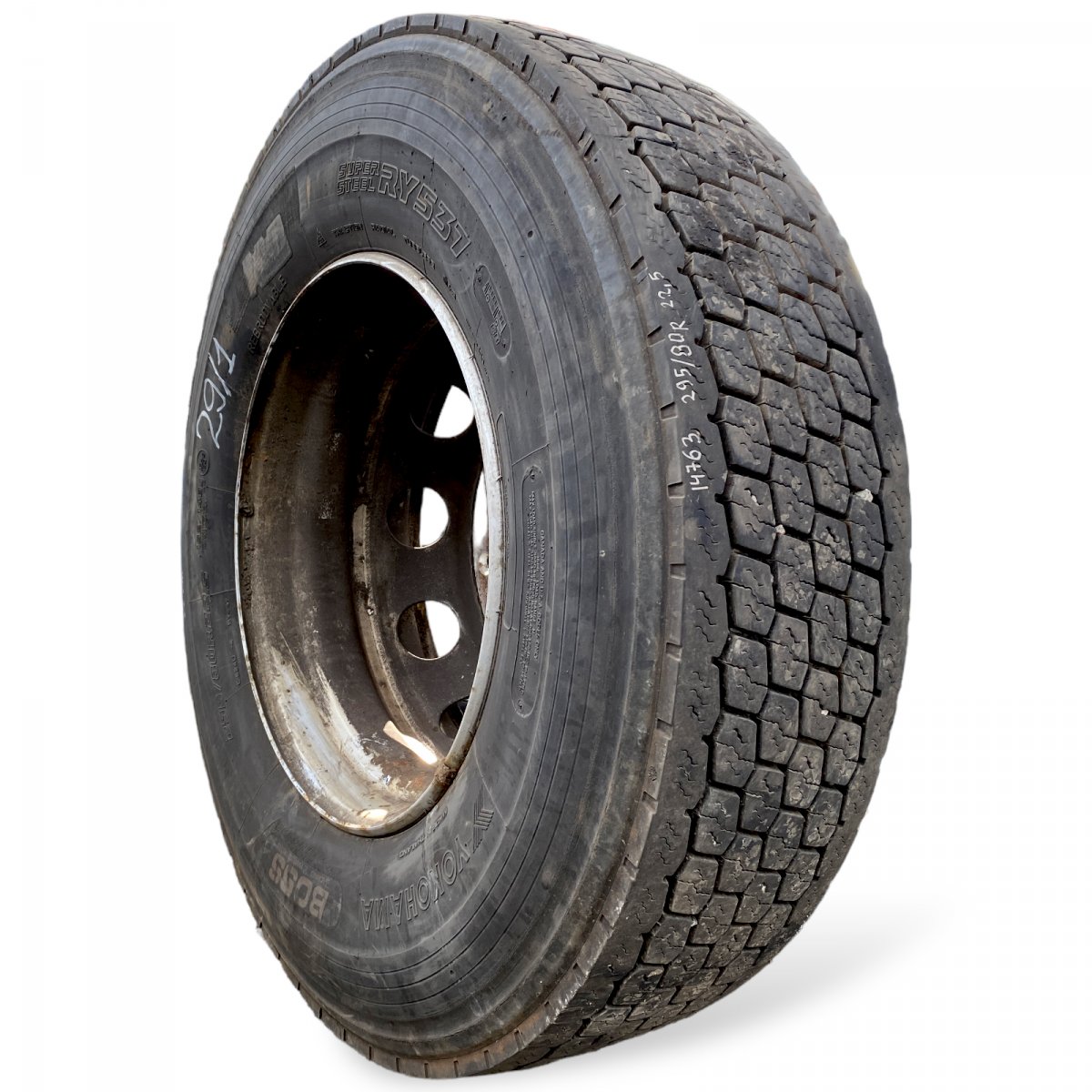 295/80R22.5 Ratas YOKOHAMA Image