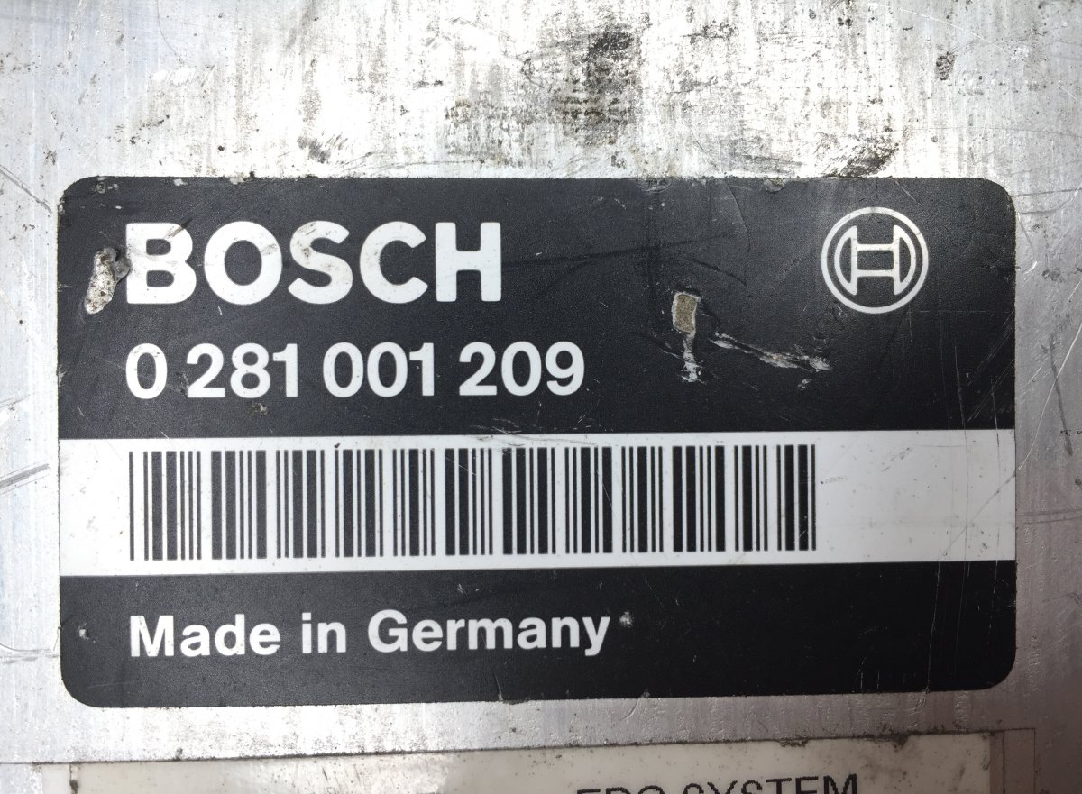 3979152 Valdymo blokas, EDC VOLVO 8113421 8150396 8143655 8119421 1085919 B6, B7, B9, B10, B12 bus (1978-2011) BOSCHImage