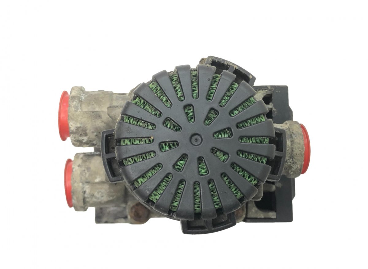 21122034 EBS Modulator, Front/Tag axle for VOLVO / RENAULT/IVECOImage