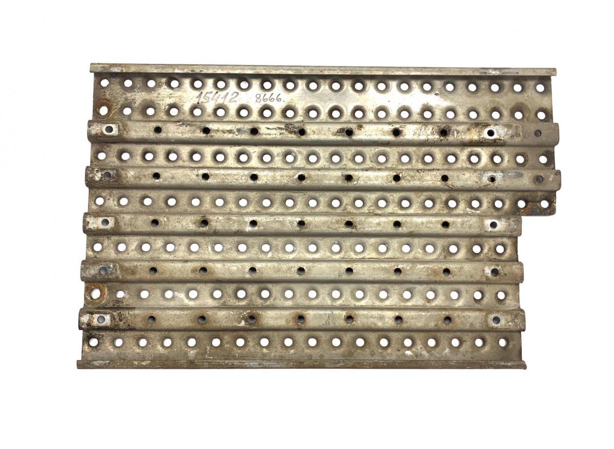 81429020292 Frame Cover Plate MAN 81.42902-0292 81.42902-0286 81429020286 81429020268 81.42902-0268 TGL, TGM, TGS, TGX (2005-2021)Image