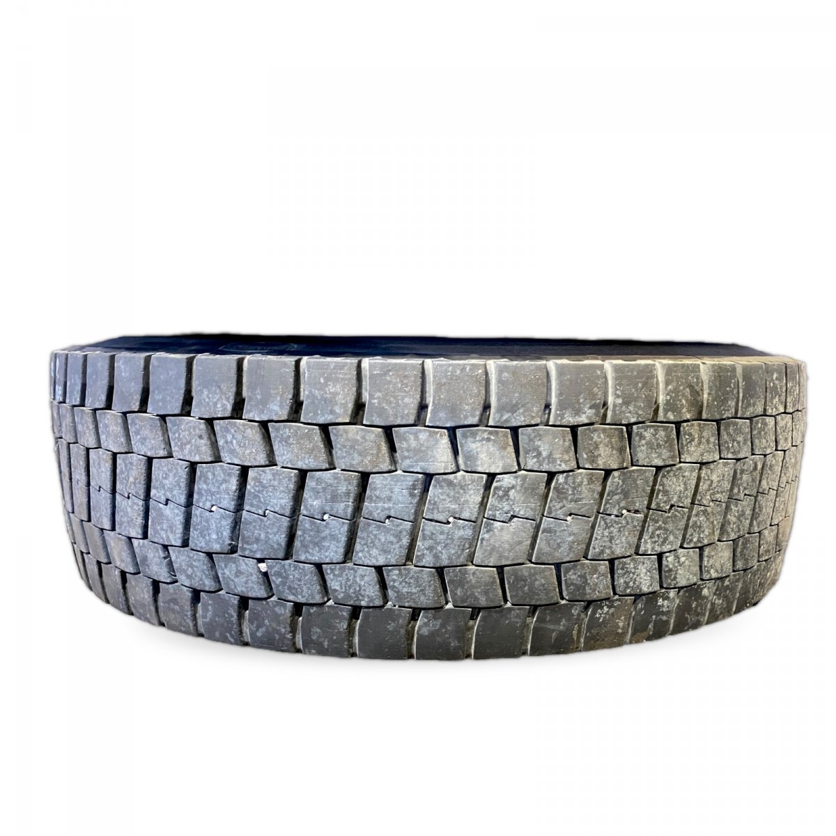 315/70R22.5 Tyre with Rim; 1pcsImage
