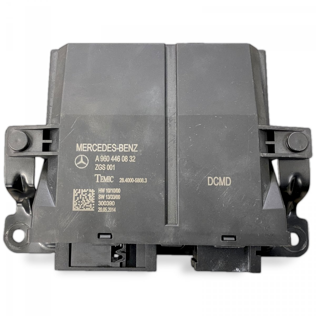 9604460832 Unité de contrôle des portes MERCEDES-BENZ A9604460832 A9604460632 A9604460532 A9604460432 9604460632 9604460532 9604460432 Antos, Arocs, Actros MP4 (2012-) TEMICImage