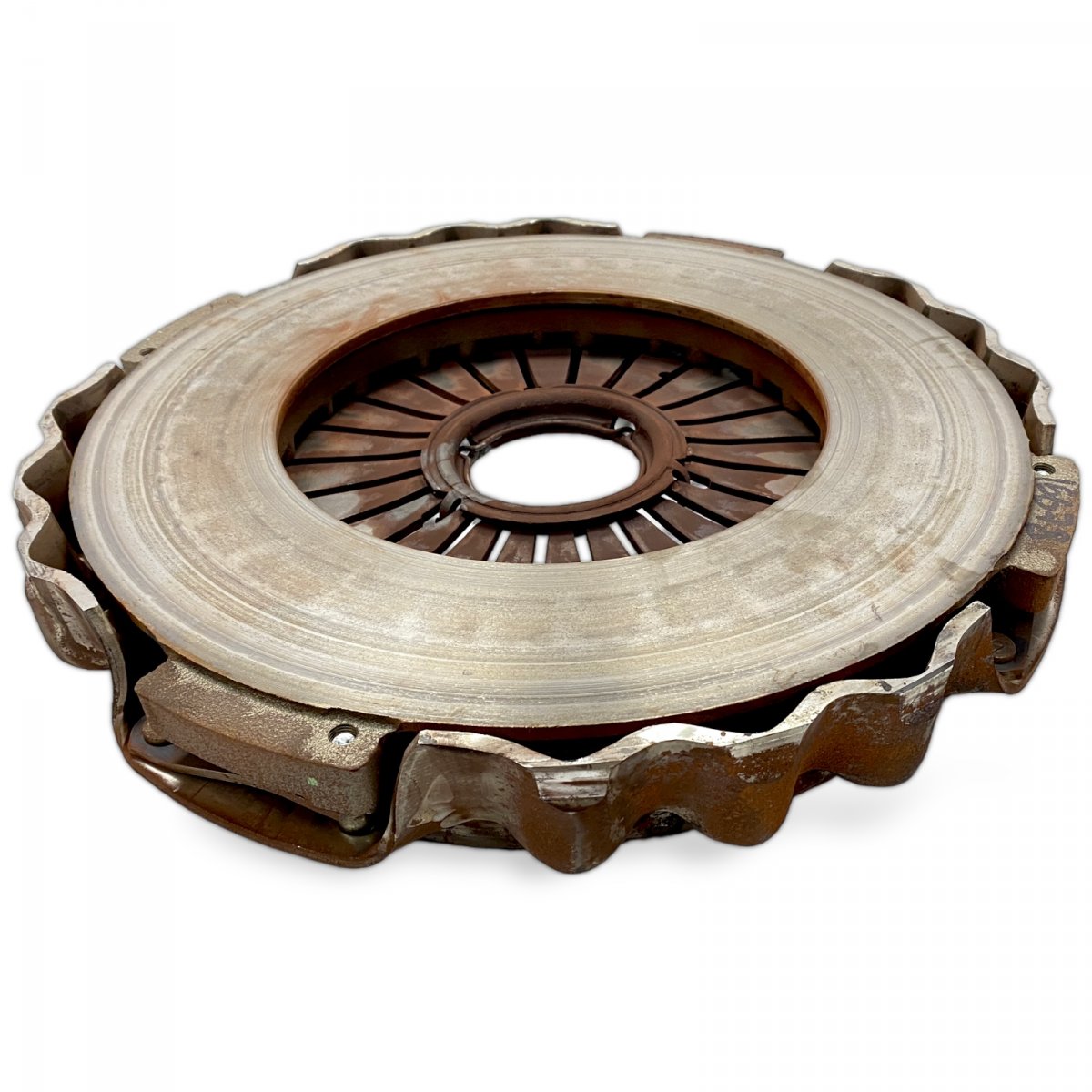 2303861 Clutch Pressure Plate SCANIA 1763155 574859 2302254 574868 1914989 2023015 2163969 2302257 2979056 L,P,G,R,S-series (2016-)Image