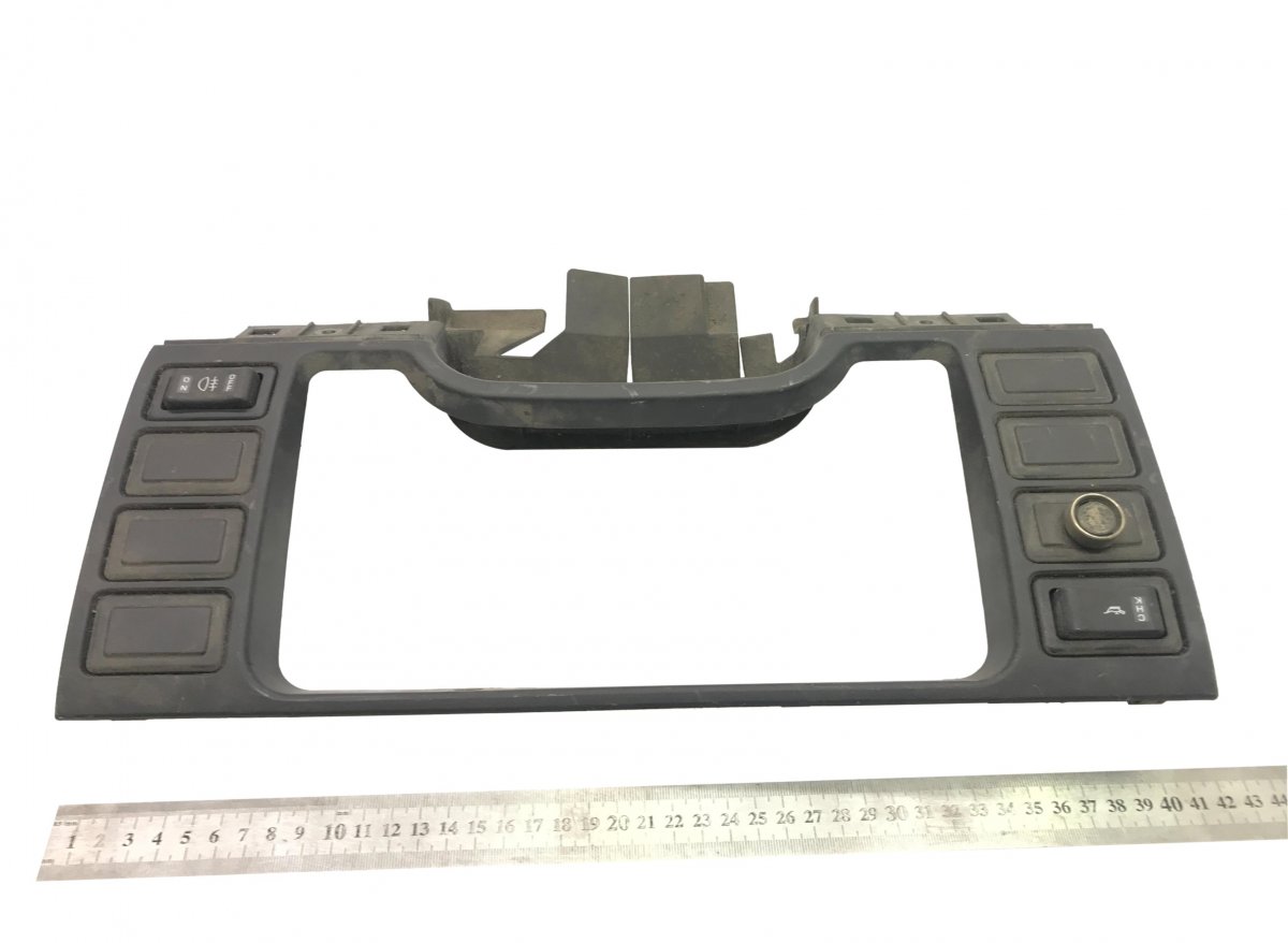 MK405104 Acoperirea/cadrul clusterului de instrumente MITSUBISHI Canter (2001-)Image