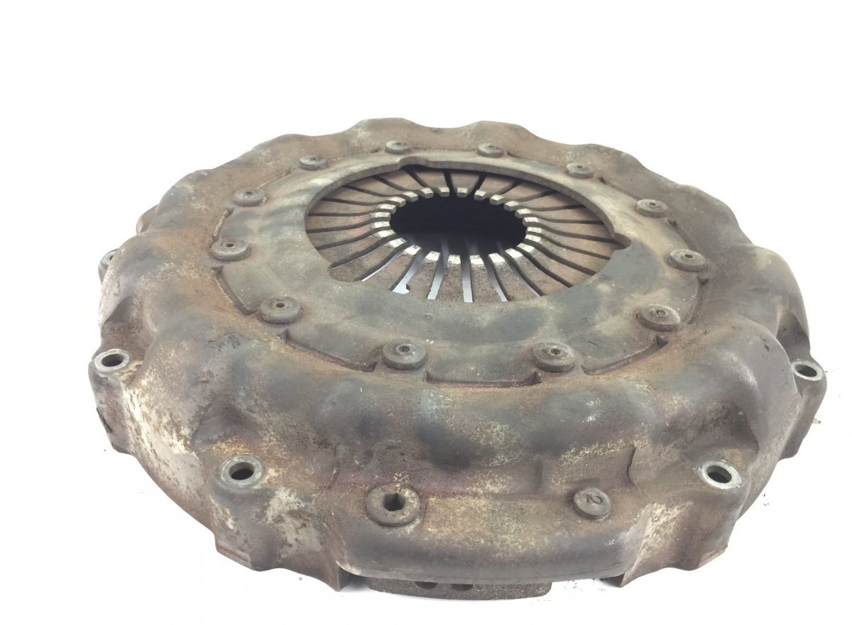 0062506704 Clutch Pressure Plate MERCEDES-BENZ A0062506704 A0062503004 0062503004 A0192506401 0192506401 A0222508101 0222508101 A0092504504 0092504504 Atego, Atego 2, Atego 3 (1996-) VALEOImage