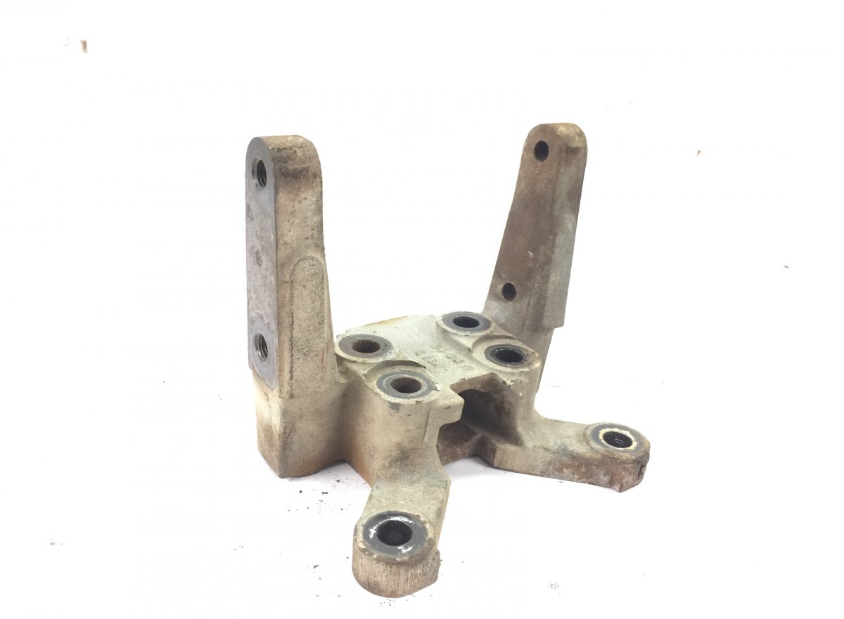 1309419 Towing Pin Bracket, Right DAF XF95, XF105 (2001-2014)Image