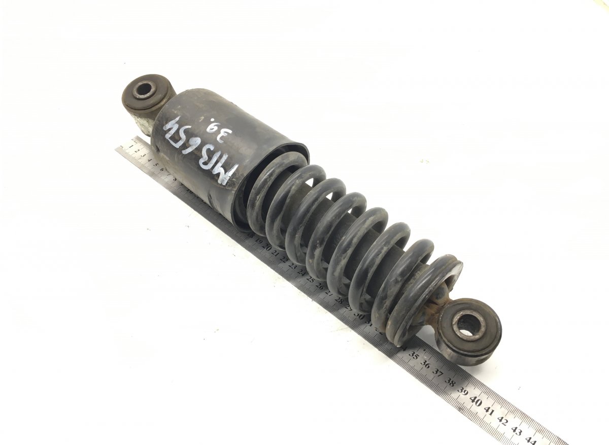 9408904619 Amortizor al cabinei, față dreapta MERCEDES-BENZ A9408904619 A9408904519 A3758900819 A9583171503 9408904519 3758900819 9583171503 Axor 2 (2004-)Image