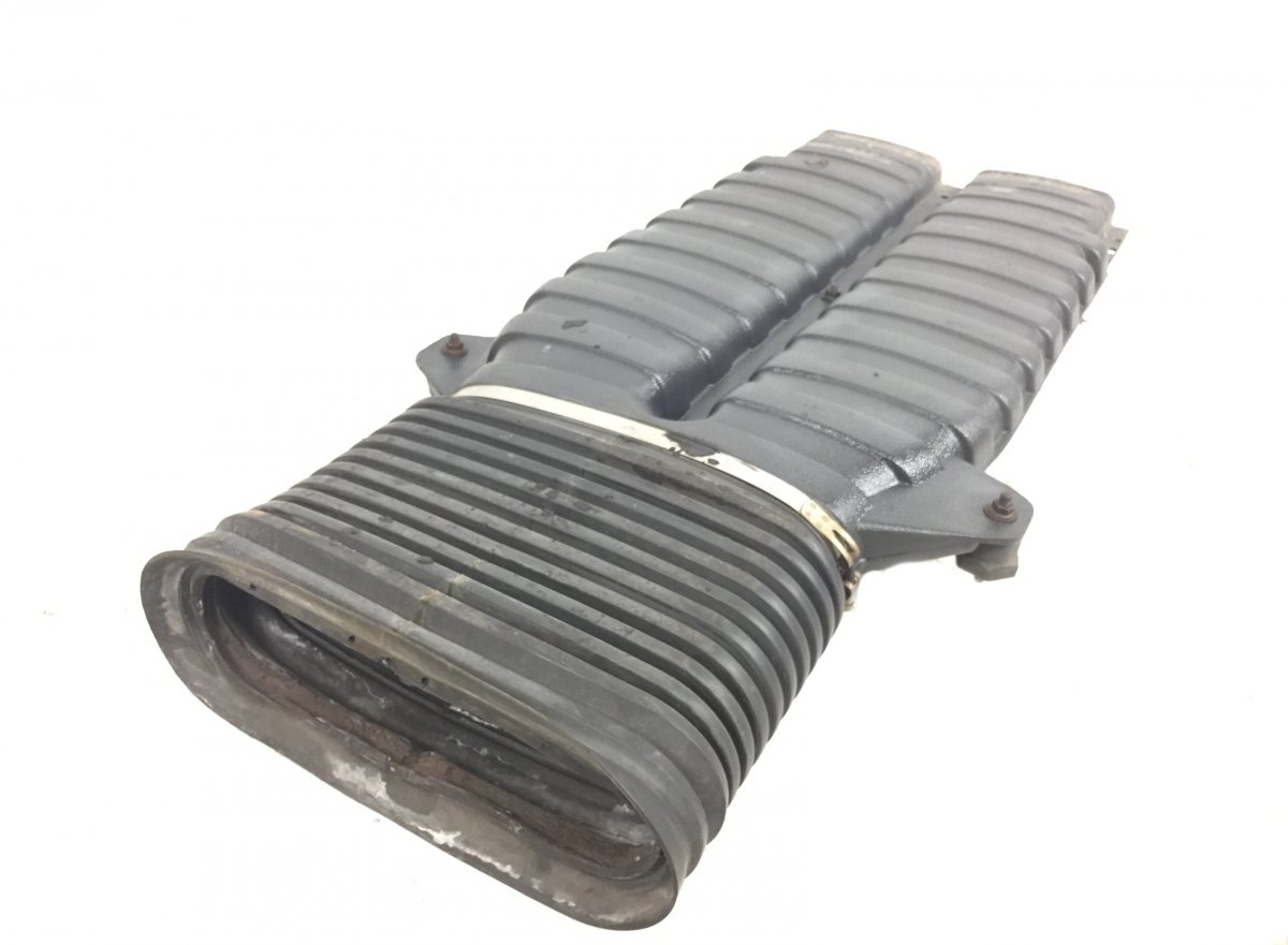 1676682+1676687 Air Intake Pipe, Lower Part VOLVO 1676682 1676687 21288835 FM7-FM12, FM, FMX (1998-2014)Image