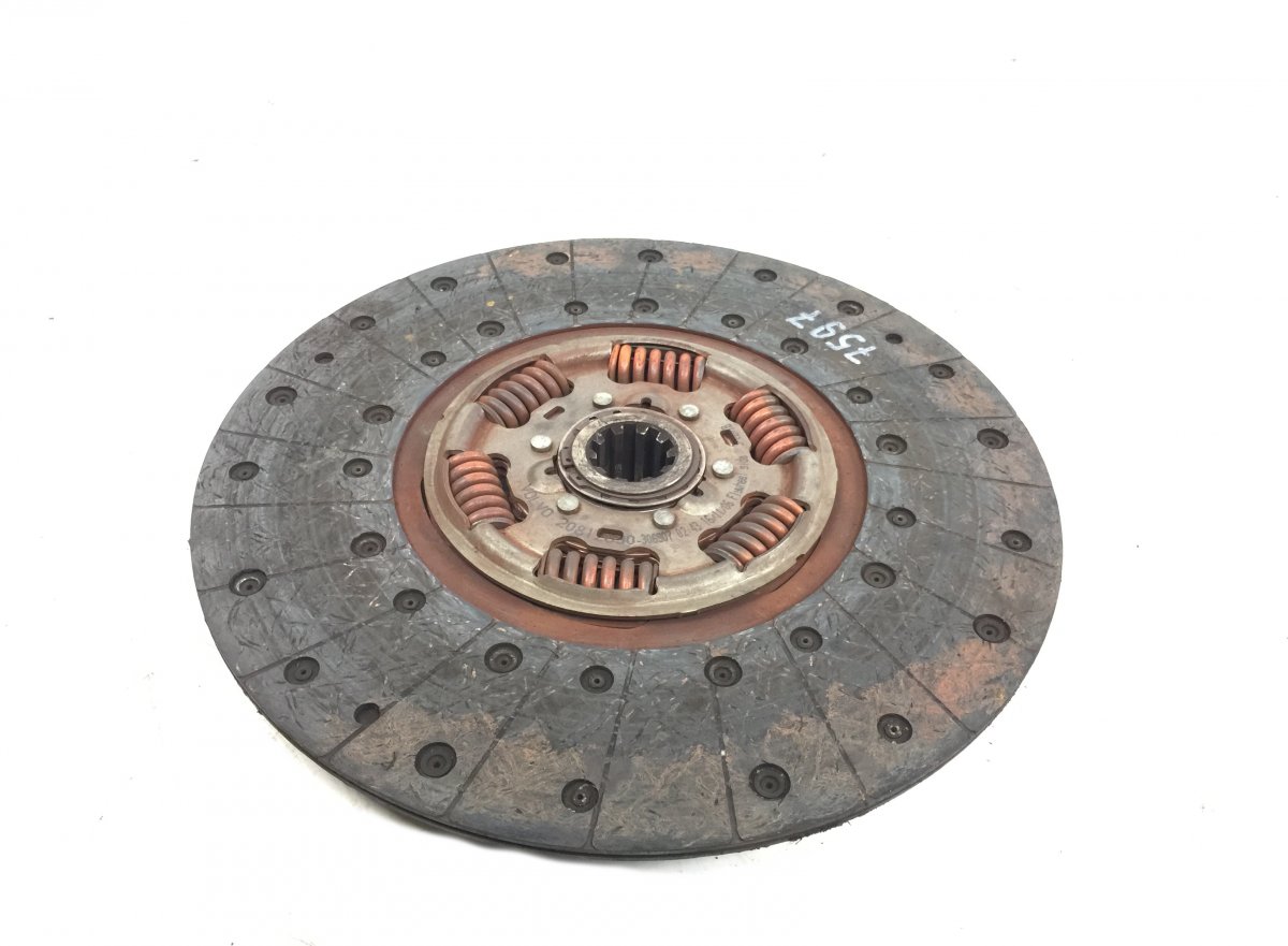 1878008459 Clutch Disc 20812690 85000793 85013808 21108966 7421074308 7420998295 850006793 - VALEOImage
