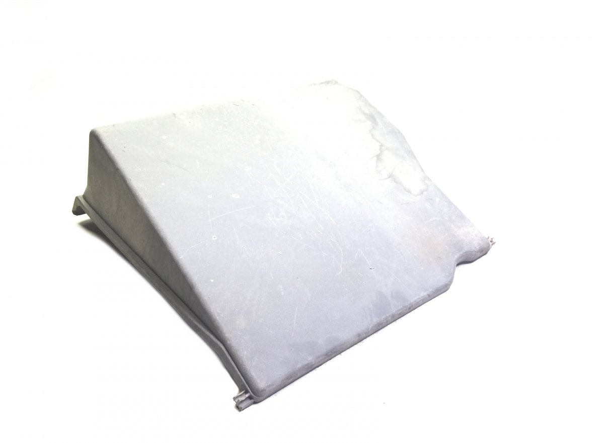 2182273 Capacul cutiei bateriei SCANIA 1362693 1798251 1869416 4-series (1995-2006)Image