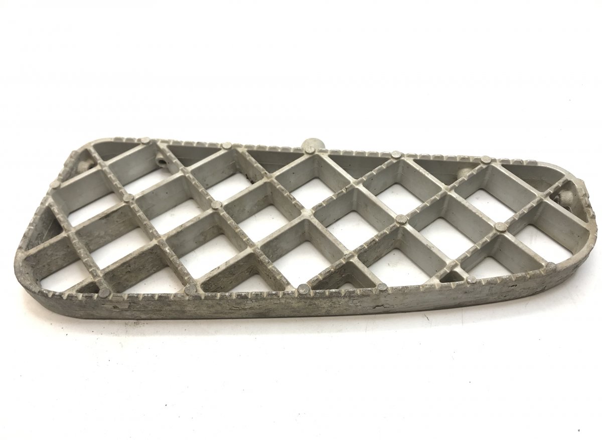 1535049 Step Plate, Right Middle SCANIA 1390076 4-series (1995-2006)Image