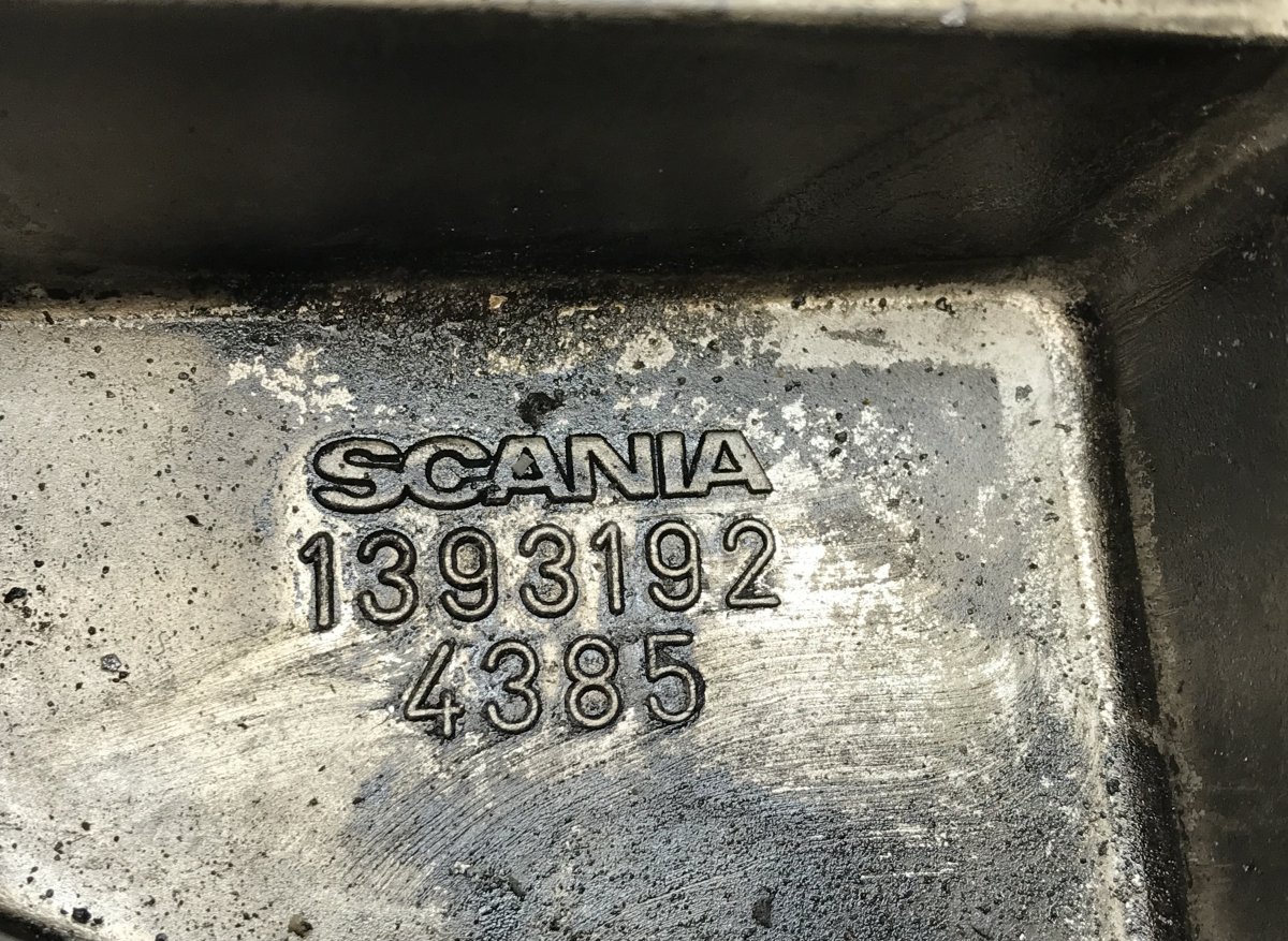 1503816 Engine Front Cover SCANIA 1393190 1420185 1861705 1531276 1470814 4-series (1995-2006)Image