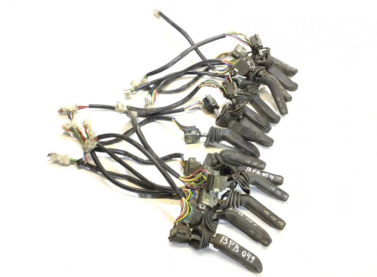 Total:15pcs Interrupteur d'essuie-glace 1424970 1402450 1372985 1348916 - SWFImage