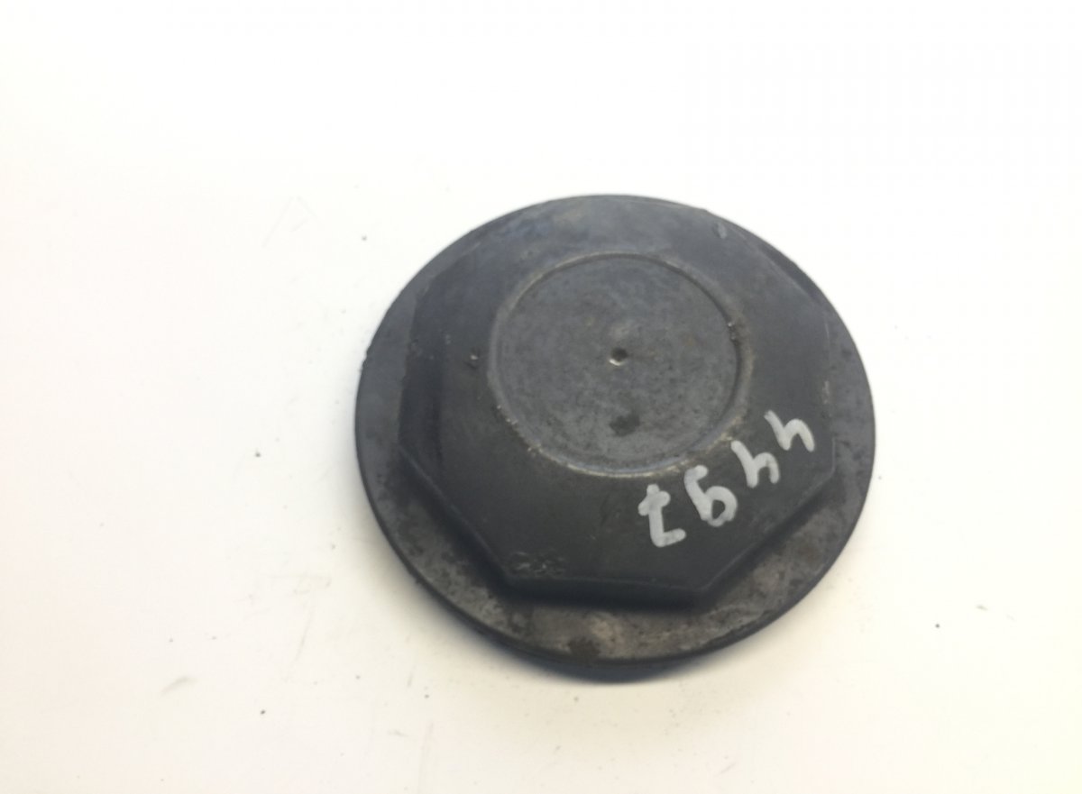 21302471 Kappe Radnabe Vorderachse VOLVO 7421302471 3988672 7403988672 21302475 FH12, FH16, NH12, FH, VNL780 (1993-2014)Image