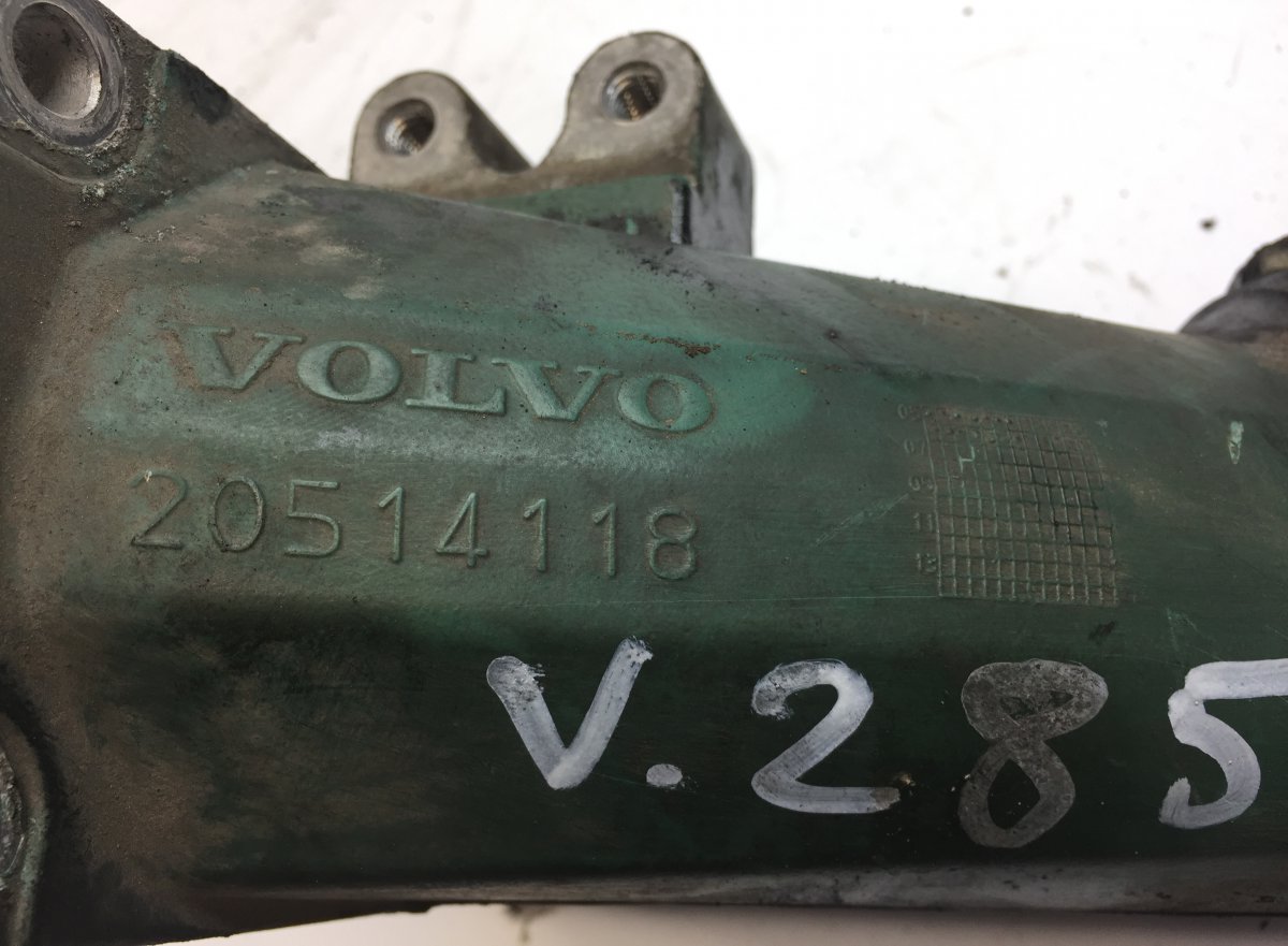 21235858 Imusarjan päätyputki VOLVO 20514118 22189555 FH12, FH16, NH12, FH, VNL780 (1993-2014)Image