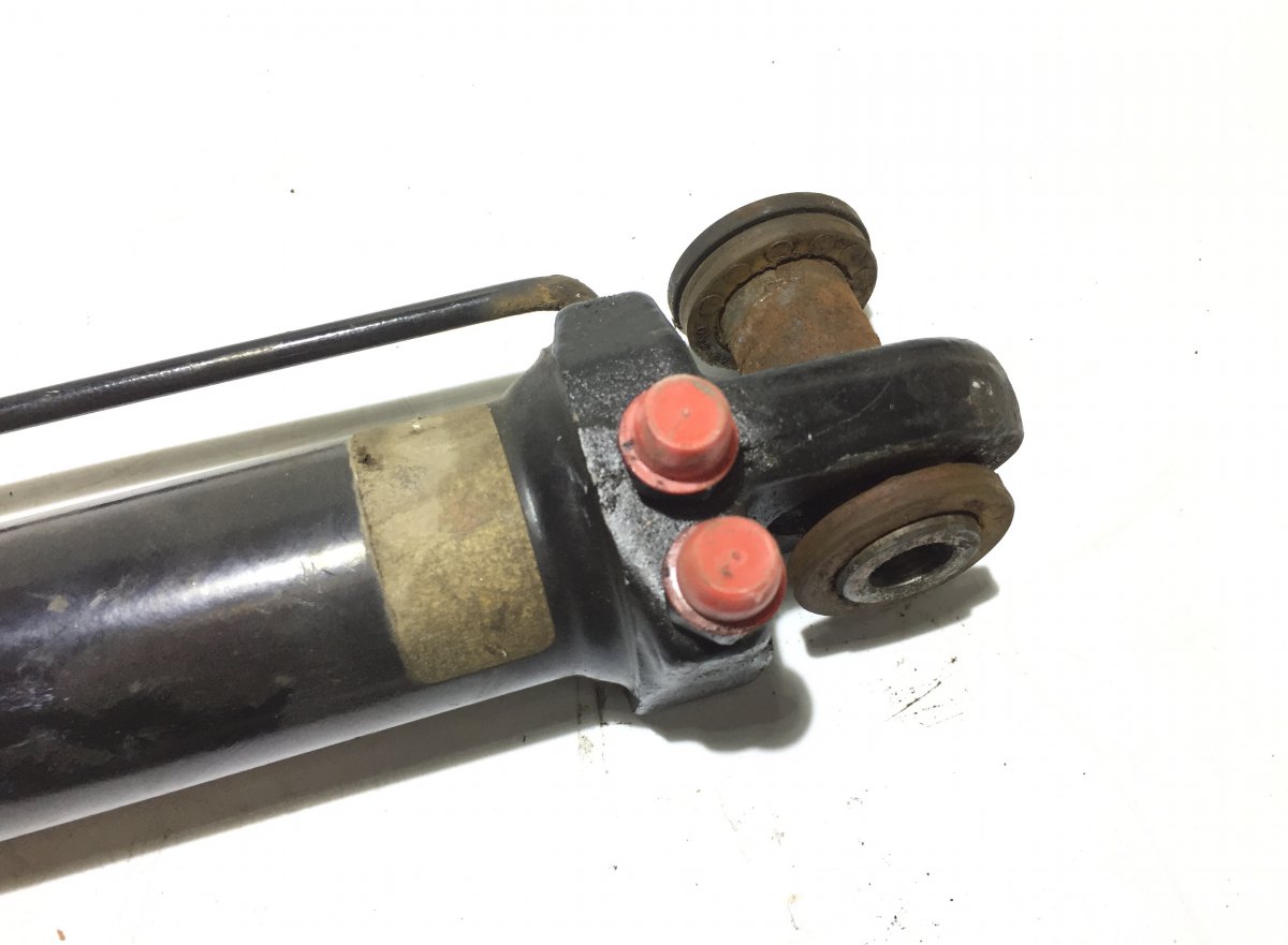 5010629264 Cabin Tilt Cylinder RENAULT TRUCKS 5010629265 Magnum (1990-2014) RENAULTImage