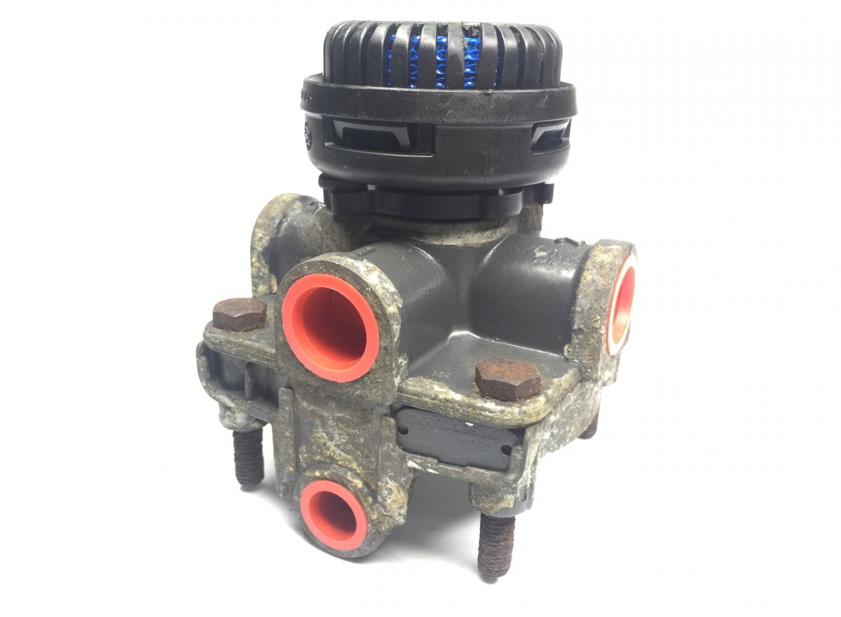 3173824 Relay Valve DAF 3173150 85003978 1082666 42125234 41031426 1340470 1505410 1238474 1238501 1342511 1313871 1305026 1340470R 1519331 1197892 350000 350001 81521166010 81.52116-6010 81.52116-9010 81521169010 81.52116-9036 81521169036 81.52116-9019 8Image