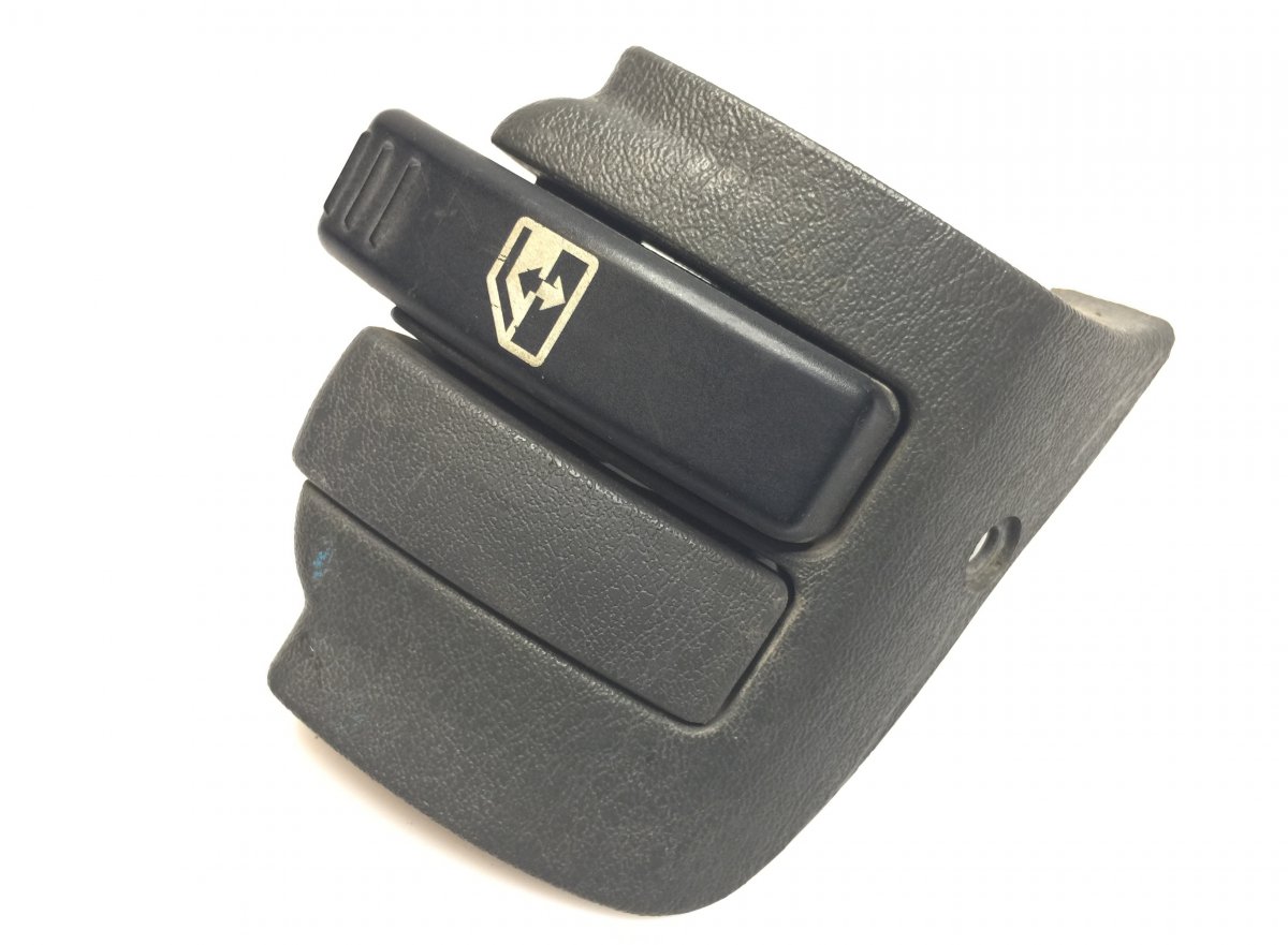 1476358 Electric Windows Switch, Right SCANIA 1346176 1413146 4-series (1995-2006)Image