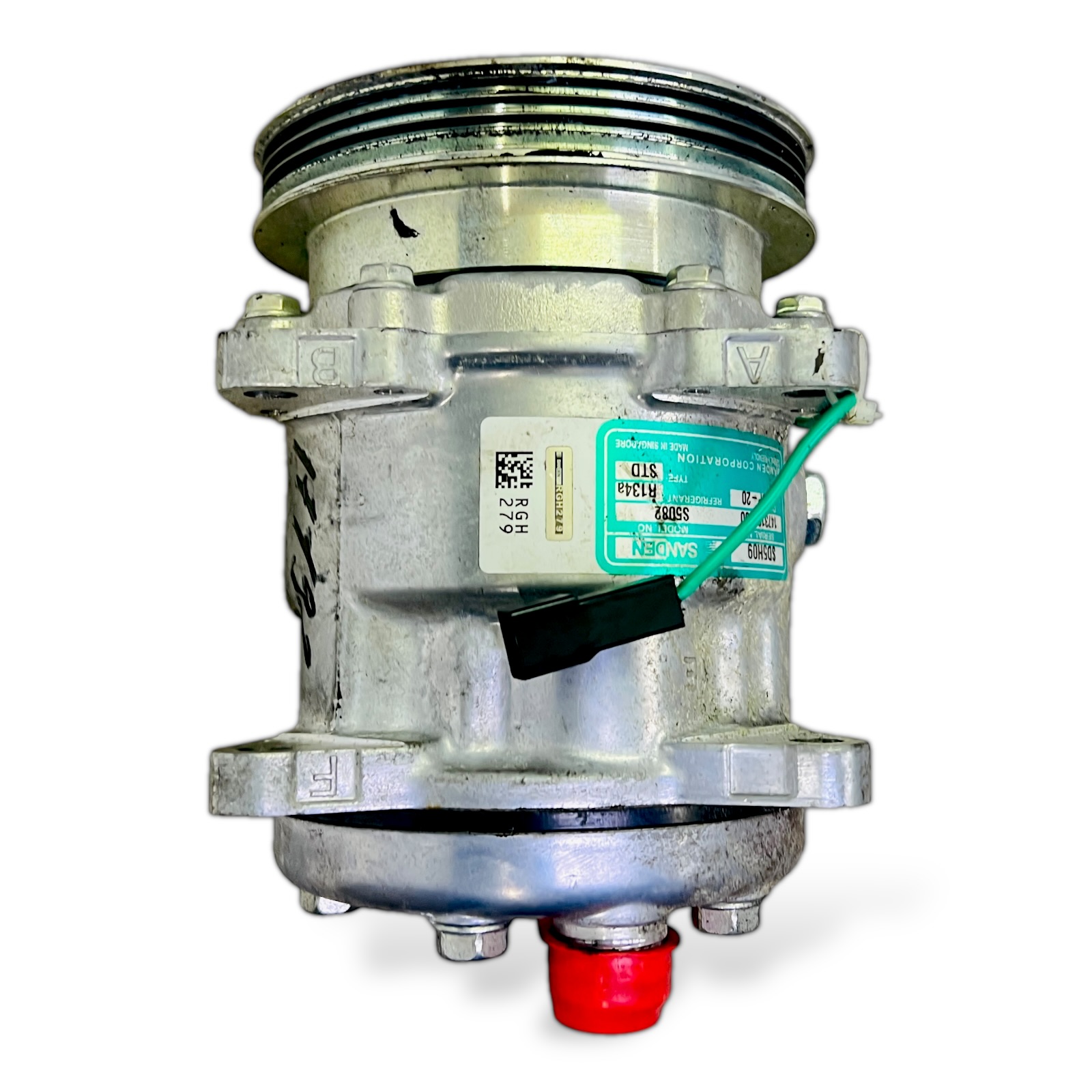 1734551 Compresseur de climatisation VOLVO 81779706073 81.77970-6073 S5082 B7, B8, B9, B12 bus (2005-) SANDENImage