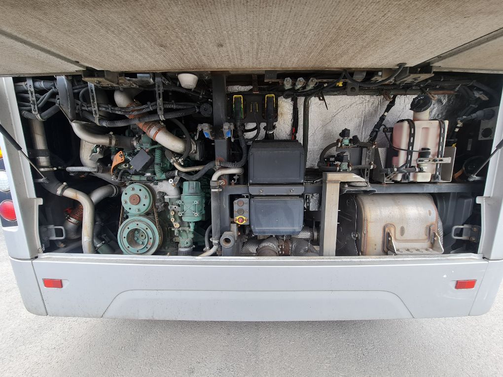 VOLVO B5LH 8900 HYBRID 2015 Year 240hp 5132cm3, 177kw (D5K240) Automatic (AT2412E) Reducer (RSP1334) 4,72 Mileage (496070km).Image