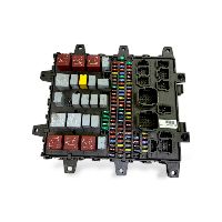 7421899301 Säkringsblock RENAULT TRUCKS 7421045777 5010590677 7421079590 7421169993 21899301 21169993 21079590 21045777 20710729 Premium, Premium 2 (1996-2014) RENAULT TRUCKS PREMIUM