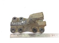 9413250309 Hållare för V-arm, höger MERCEDES-BENZ A9413250309 Atego, Atego 2, Atego 3 (1996-)