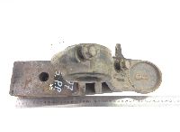 9433234184 Hållare för krängningshämmare, framaxel, nedre höger MERCEDES-BENZ A9433234184 A9413230521 9413230521 Axor, Actros MP1, MP2, MP3 (1996-2014)