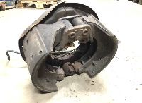 9424230306 Trumuļu bremžu suports, Dzenošais tilts, kreisā puse MERCEDES-BENZ A6174233211 6174230630 6174233211 A6174230630 A9424230306 SK, LK, LN2 (1984-1998)