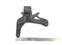 9613102858 Hytthållare, främre vänster MERCEDES-BENZ A9613102858 A9603175743 9603175743 A9603179709 Antos, Arocs, Actros MP4 (2012-)