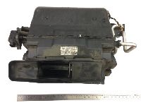 81619006427 Radiateurs de chauffage et de refroidissement de cabine avec boîtier MAN 81619026037 81.61900-6427 81.61902-6037 81619006395 81.61900-6395 81619026025 81.61902-6025 81619006383 81.61900-6383 TGA BEHR