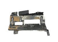 7482560239 Кронштейн нижней подножки, левый RENAULT TRUCKS 82560239 T (2013-) RENAULT TRUCKS